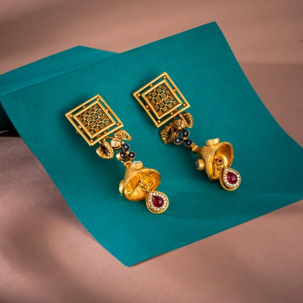 Gold Earring For Ladies