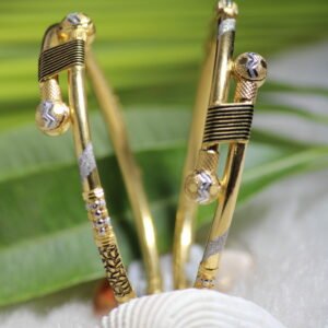 gold kangan pair for ladies