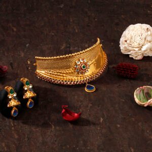 gold necklace designs for women latest