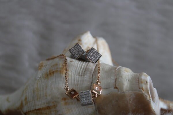 square design chain necklace