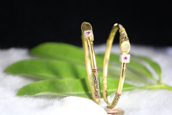 women bracelet gold